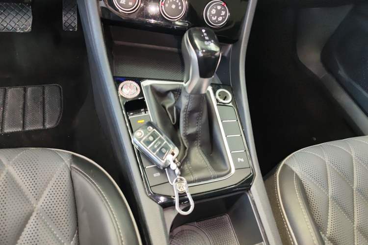 Used Volkswagen Sagitar 2023 300TSI DSG Excellence Edition
