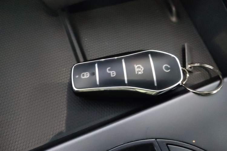 Used BYD Seal 06 New Energy 2025 DM-i Smart Drive 80KM Prestige Model
