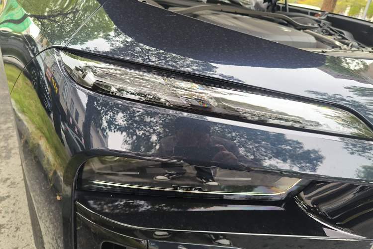 Used BMW 7 Series 2023 740Li Leading Model M Sport Package Right Front Headlight