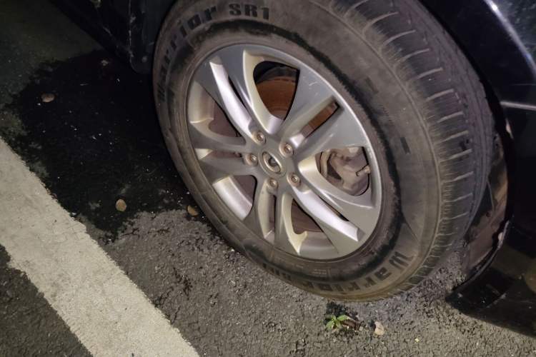 Used Haval H6 2014 Upgraded Model 2.0T Diesel Manual Two-Wheel Drive Elite Version