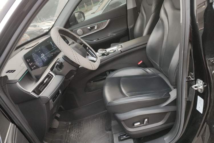 Used Chery Tiggo 8 PRO 2024 Champion Edition 290T Two-Wheel Drive Shining Version 5 Seats