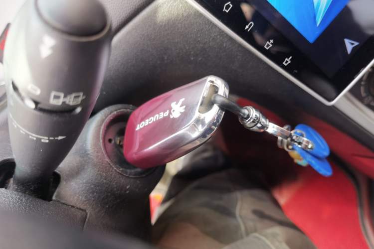 Used Peugeot 307 2012 Hatchback 1.6L Automatic Comfort Edition Vehicle Key