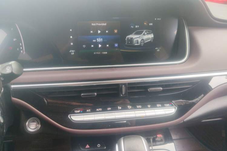 Used GAC Trumpchi M6 2023 PRO 270T DCT Luxury Edition
