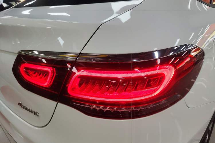 Used Mercedes-Benz GLC Coupe 2021 GLC 300 4MATIC Coupe SUV Right Rear Taillight