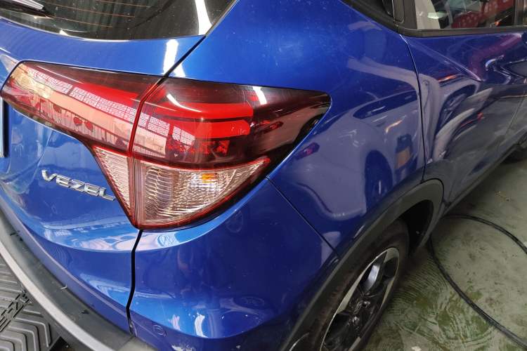 Used Honda Vezel 2015 1.8L CVT 2WD Luxury Model