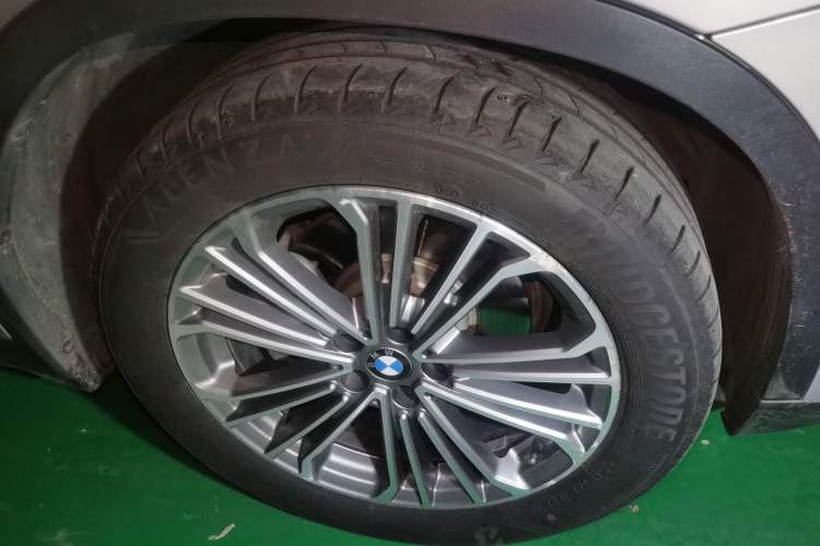 Used BMW X3 2018 xDrive28i Luxury Package China VI Emission Standard Right Front Wheel Hub