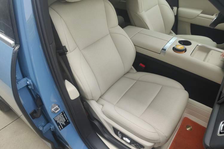 Used Li Auto L7 2023 Pro Model
