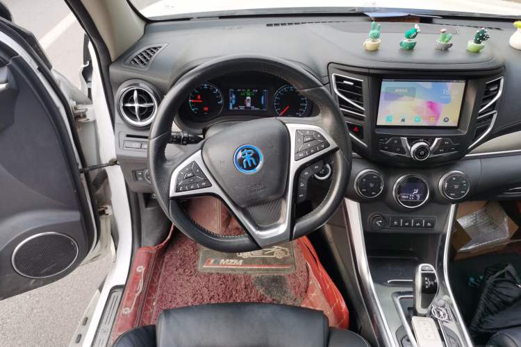 Used BYD Song New Energy 2017 Song DM 1.5TID All-Wheel Drive Luxury Model
