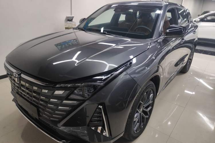 Used Changan UNI-Z 2025 1.5T Luxury Version