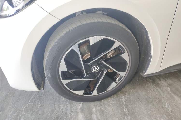 Used Volkswagen ID.3 2024 Intelligent Edition Left Front Wheel Hub