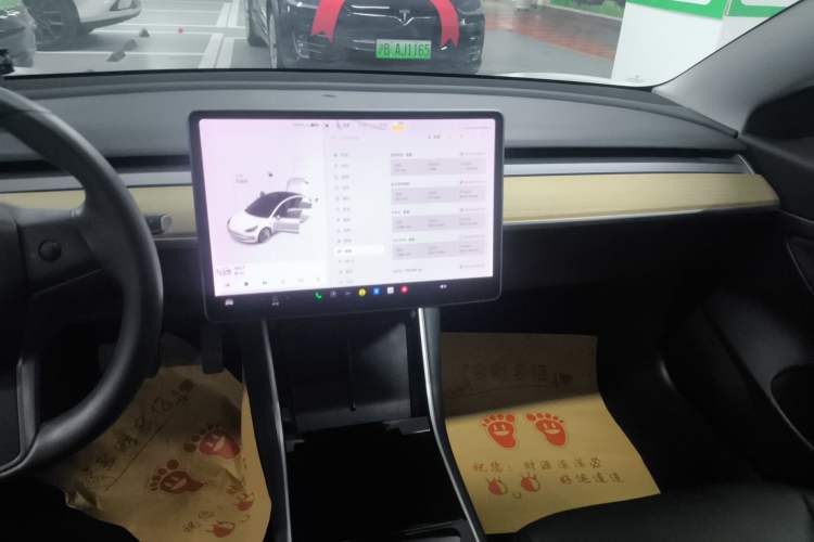 Used Tesla Model 3 2019 Standard Range Rear-Drive Upgraded Version
