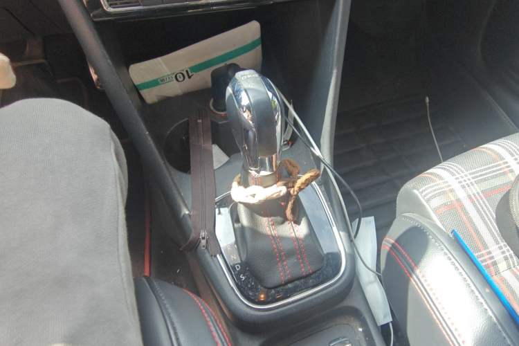 Used Volkswagen Polo 2015 1.4TSI GTI Gear Lever