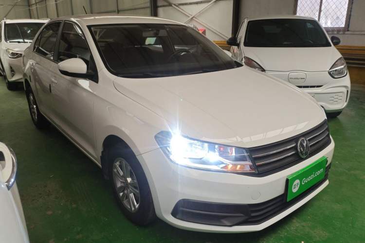 Used Volkswagen Santana 2018 1.5L Automatic Fashion Edition Front Right 45 Deg