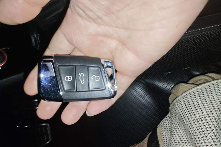 Used Volkswagen FAW-Volkswagen CC 2019 330TSI Glamour Edition China V Standard Vehicle Key