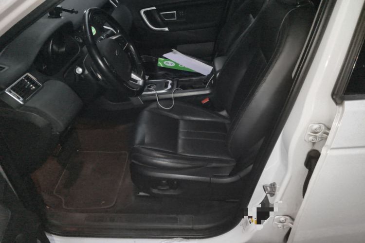 Used Land Rover Discovery Sport 2017 2.0T HSE Left Front Seat