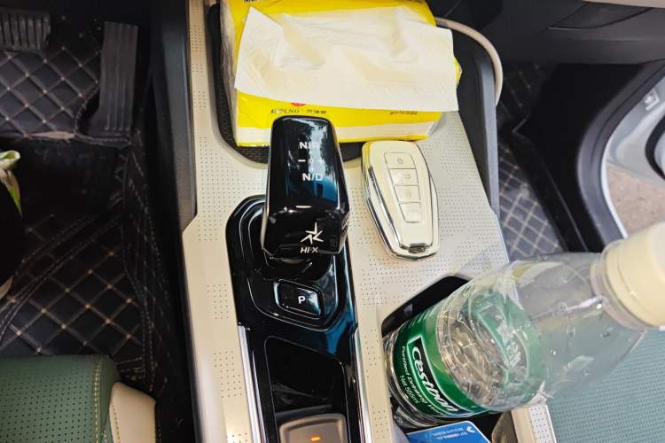 Used Geely Auto Emgrand L HiP 2022 1.5TD-DHT Pro 100KM Super Swift Gear Lever