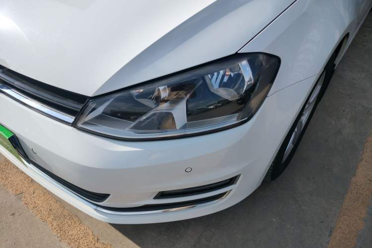 Used Volkswagen Golf 2017 230TSI Automatic Comfort Edition – Celebrating Milestone of One Million Units
