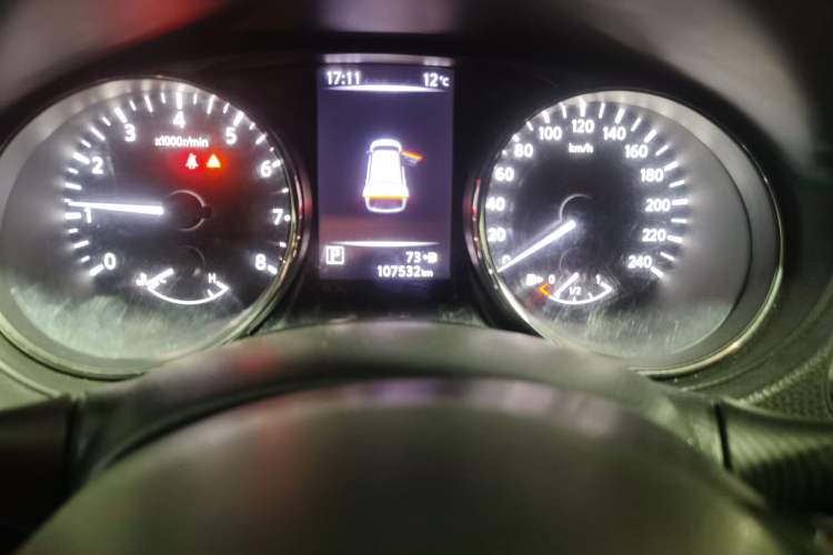 Used Nissan X-Trail 2017 2.0L CVT Comfort Edition 2WD Odometer Close Up