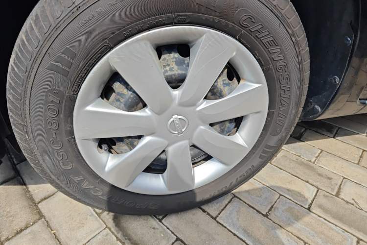 Used Nissan Sunny 2016 1.5XE Manual Leading Edition
