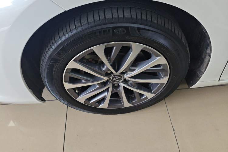 Used Lexus ES 2021 200 Luxury Edition