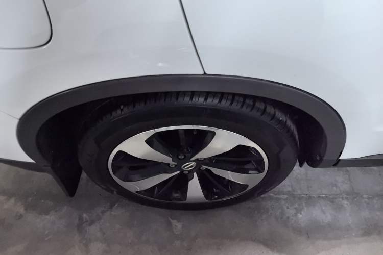 Used GAC Trumpchi GS4 2018 235T Automatic Two-Wheel Drive Luxury Smart Connectivity Millionth Anniversary Edition Exterior 5