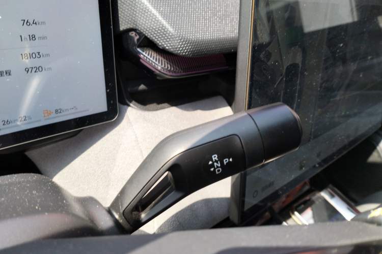 Used Lynk & Co 08 EM-P 2025 120km Long-Range Pro