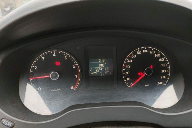 Used Volkswagen Sagitar 2012 1.6L Manual Comfort Model Instrument Cluster