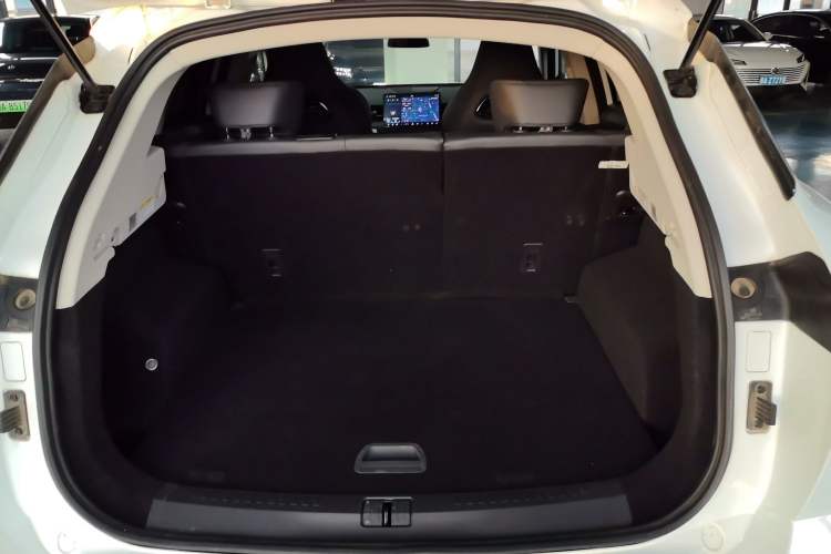 Used JETOUR Dashing 2025 1.5T DCT Luxury Edition
