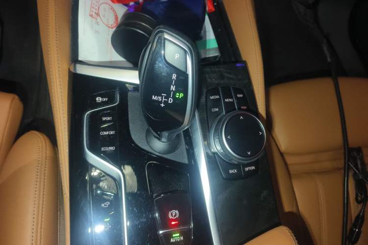 Used BMW 6 Series GT 2021 630i M Sport Package Gear Lever