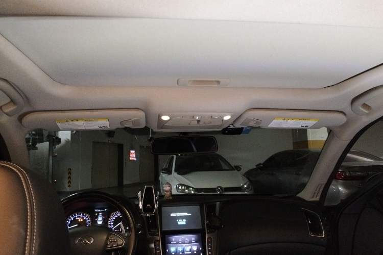 Used Infiniti Q50 2014 3.7L Luxury Sport Edition Headliner