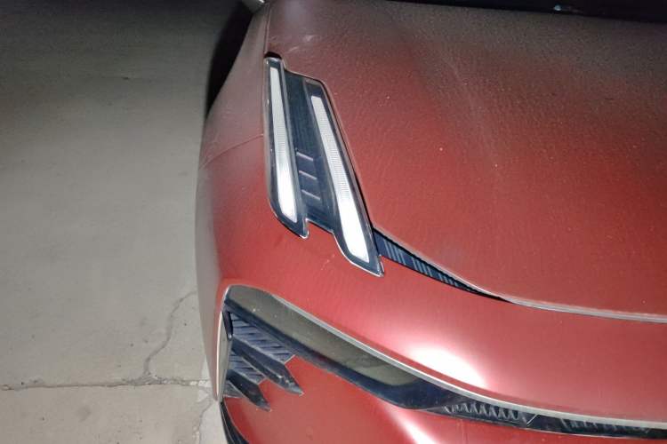 Used Lynk & Co 03 2023 1.5TD DCT JingPro Right Front Headlight