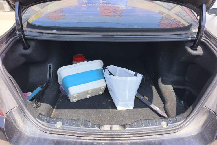 Used BMW 5 Series 2017 520Li Elegant Edition Trunk