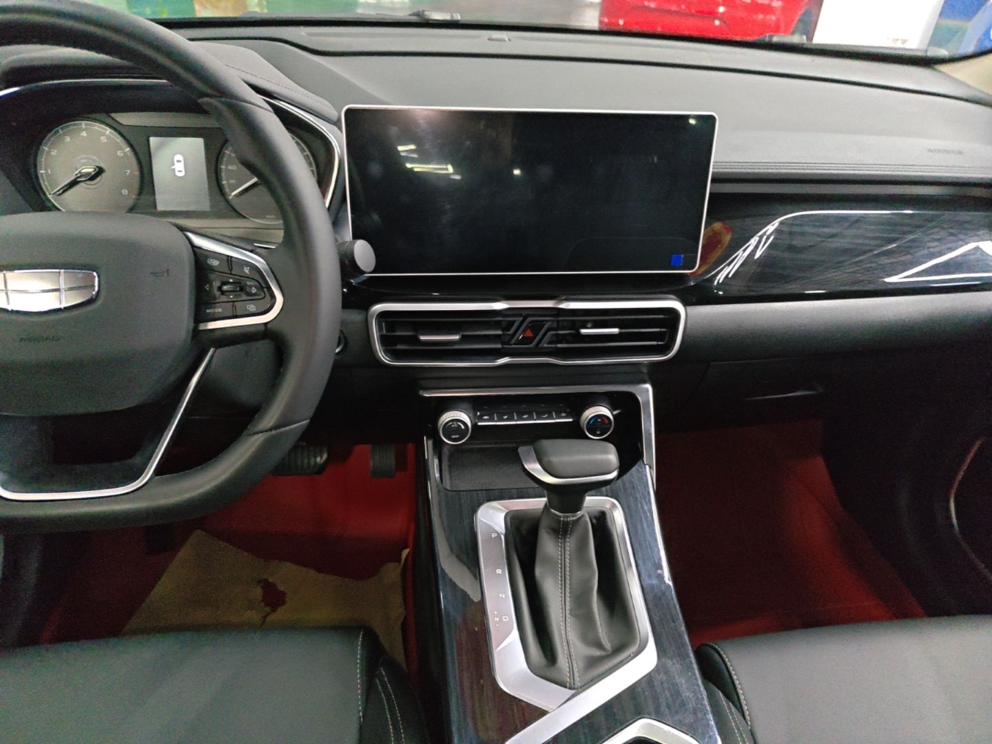 Geely Auto Coolray 2025 Model 1.5L CVT Superpower Edition MAX — снимка 15