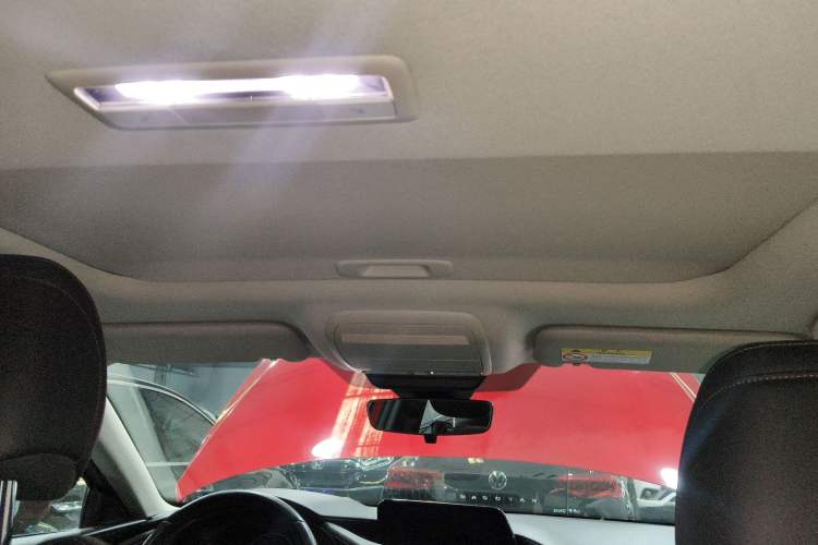 Used Mazda 3 Axela 2020 1.5L Automatic Luxury Version
