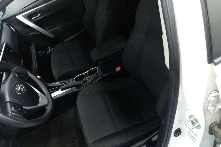 Used Toyota Levin 2017 Revised Version 185T CVT Elite Edition China VI Standard