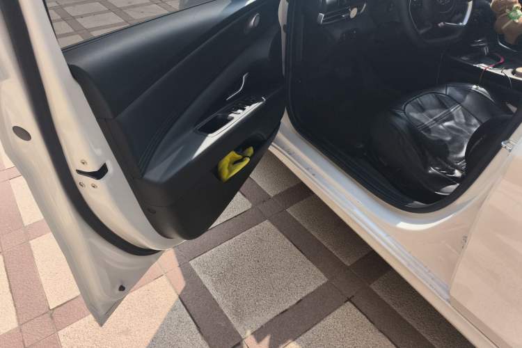 Used Hyundai Elantra 2022 1.5L CVT LUX Prestige Edition
