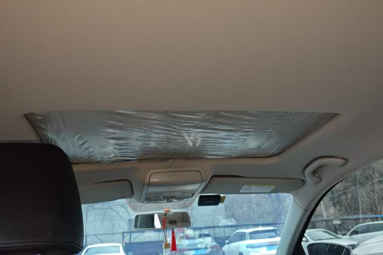 Used Volkswagen Sagitar 2015 1.6L Manual Comfort Model