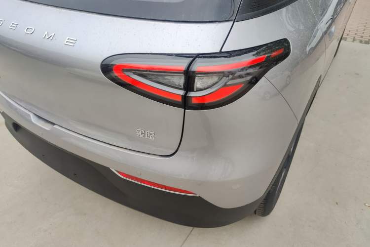 Used Geely Galaxy Geome 2026 Model 310km Dream Edition Right Rear Taillight