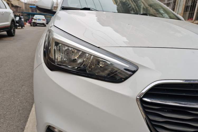 Used Buick Excelle 2018 15N Manual Elite Version
