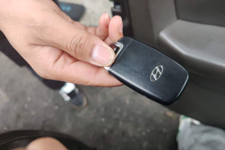 Used Hyundai ix35 2012 2.0L Automatic Two-Wheel Drive Elite Edition GLS
