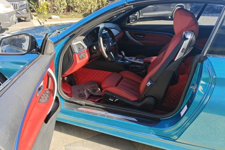 Used BMW 4 Series 2017 425i Convertible M Sport Package Driver Seat