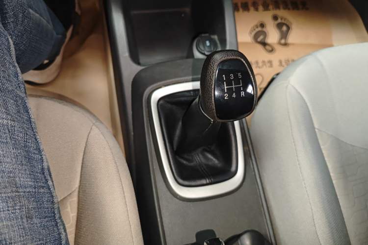 Used Chevrolet Sail 2015 Sail 3 1.3L Manual Ideal Edition