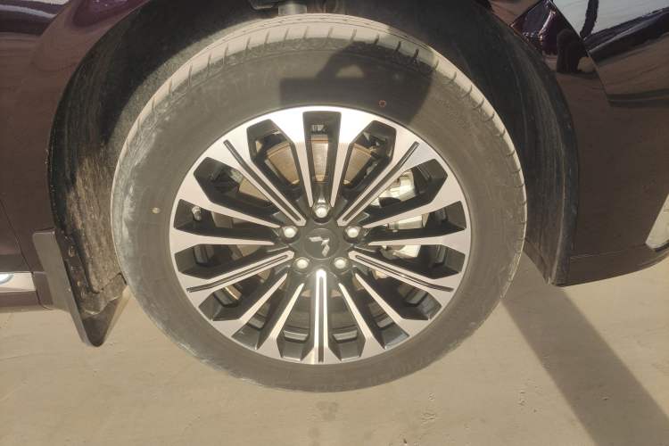 Used Wuling Victory 2023 2.0L DHT Luxury Edition