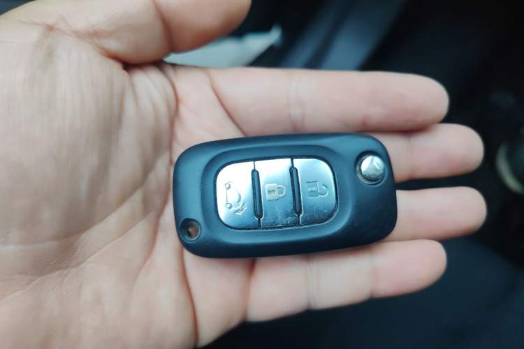 Used smart fortwo 2018 1.0L 52kW Hardtop Dynamic Version China V Vehicle Key