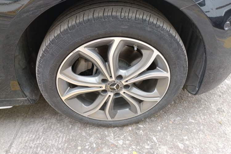 Used Mercedes-Benz E-Class 2022 Revised E 300 L Sporty and Stylish Edition
