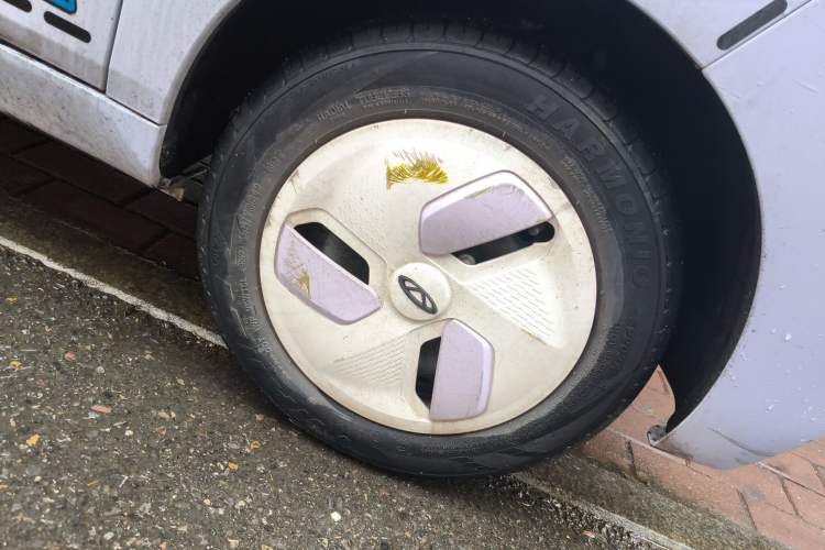 Used Chery QQ Ice Cream 2022 170km Sundae Phosphate Lithium-Ion Right Front Wheel Hub