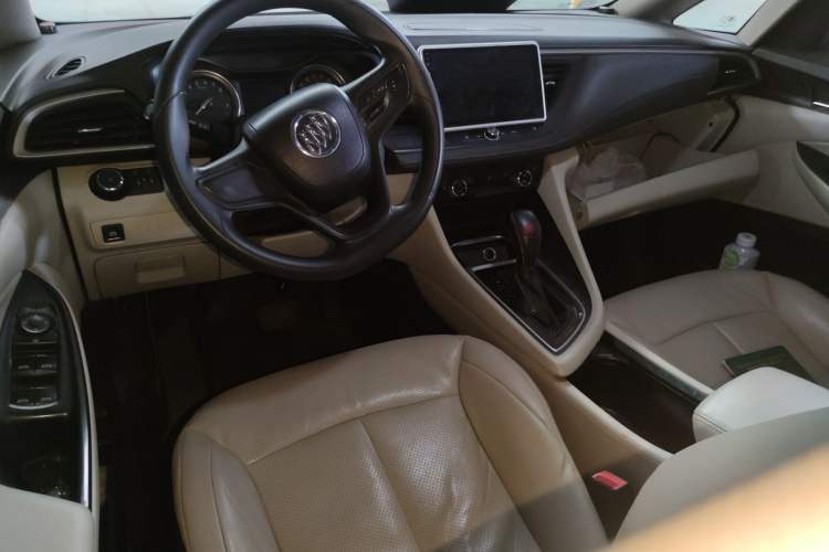Used Buick GL6 2019 18T 6-Seater Elite Version China V Standard
