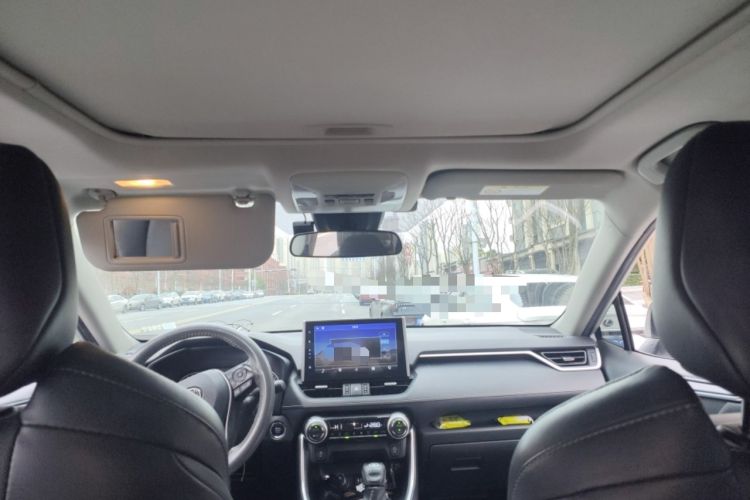 Used Toyota Wildlander 2022 2.0L CVT 4x4 Luxury PLUS Edition
