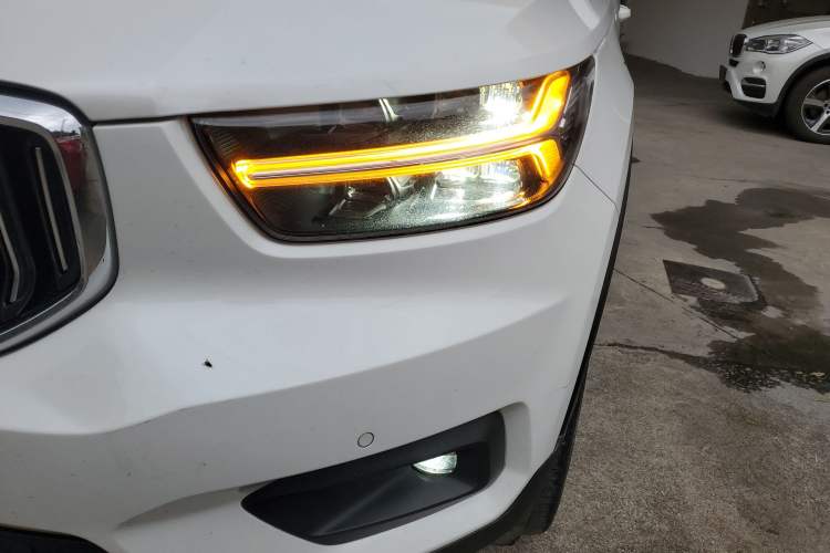 Used Volvo XC40 2021 T4 Four-Wheel Drive Smart Luxury Edition
