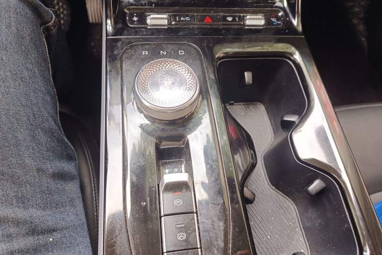 Used Wuling Xingguang 2024 Co-Creation Edition 510 Advanced Model
